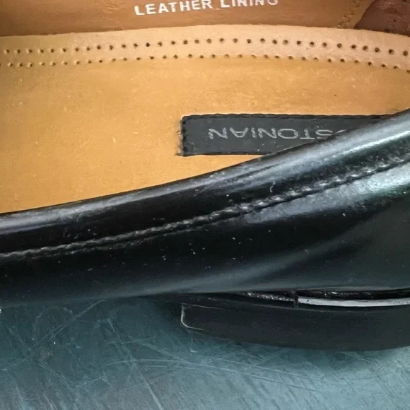 Bostonian Florentine men's black leather kiltie tassel loafer
Men’s 11 - Picture 6 of 7